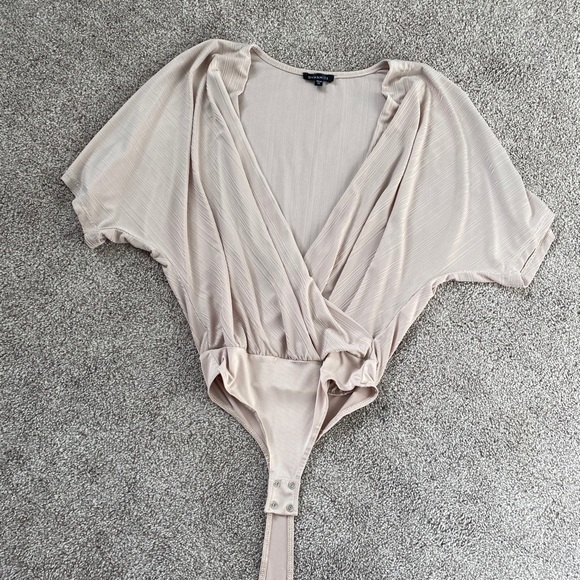 Dynamite wrap low bodysuit - Picture 2 of 6